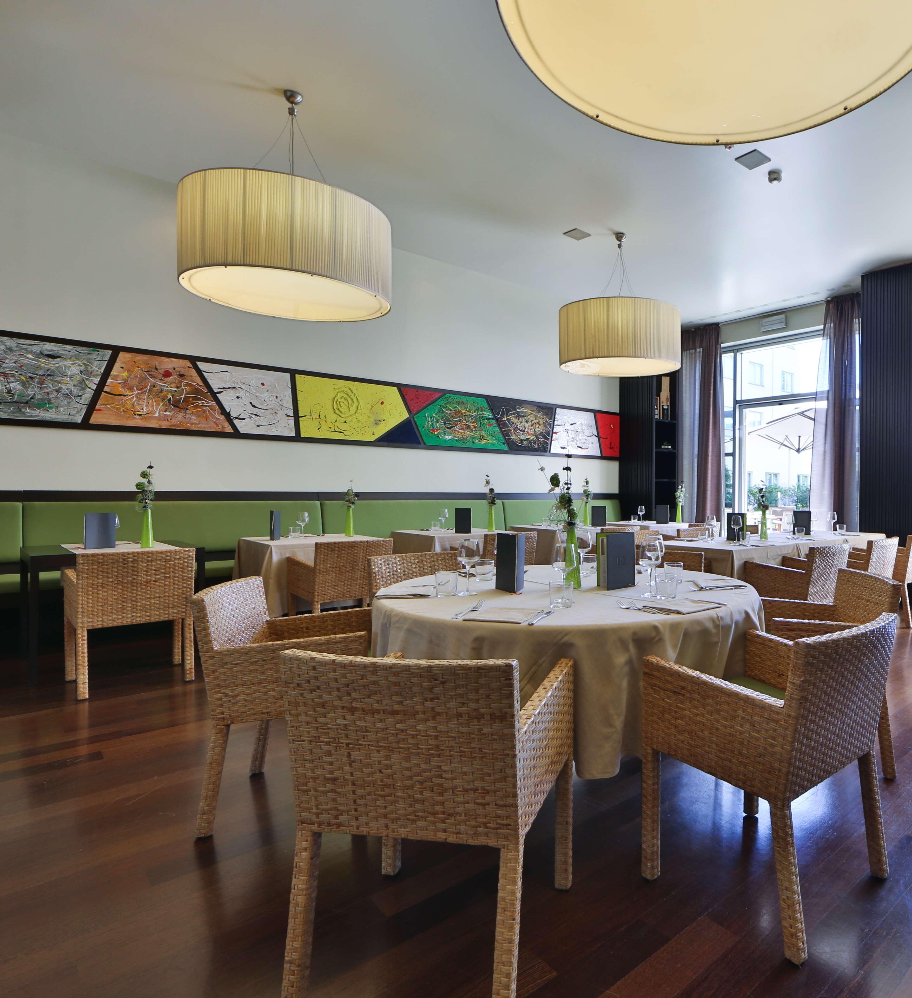 Best Western Plus Hotel Le Favaglie Cornaredo Exterior photo