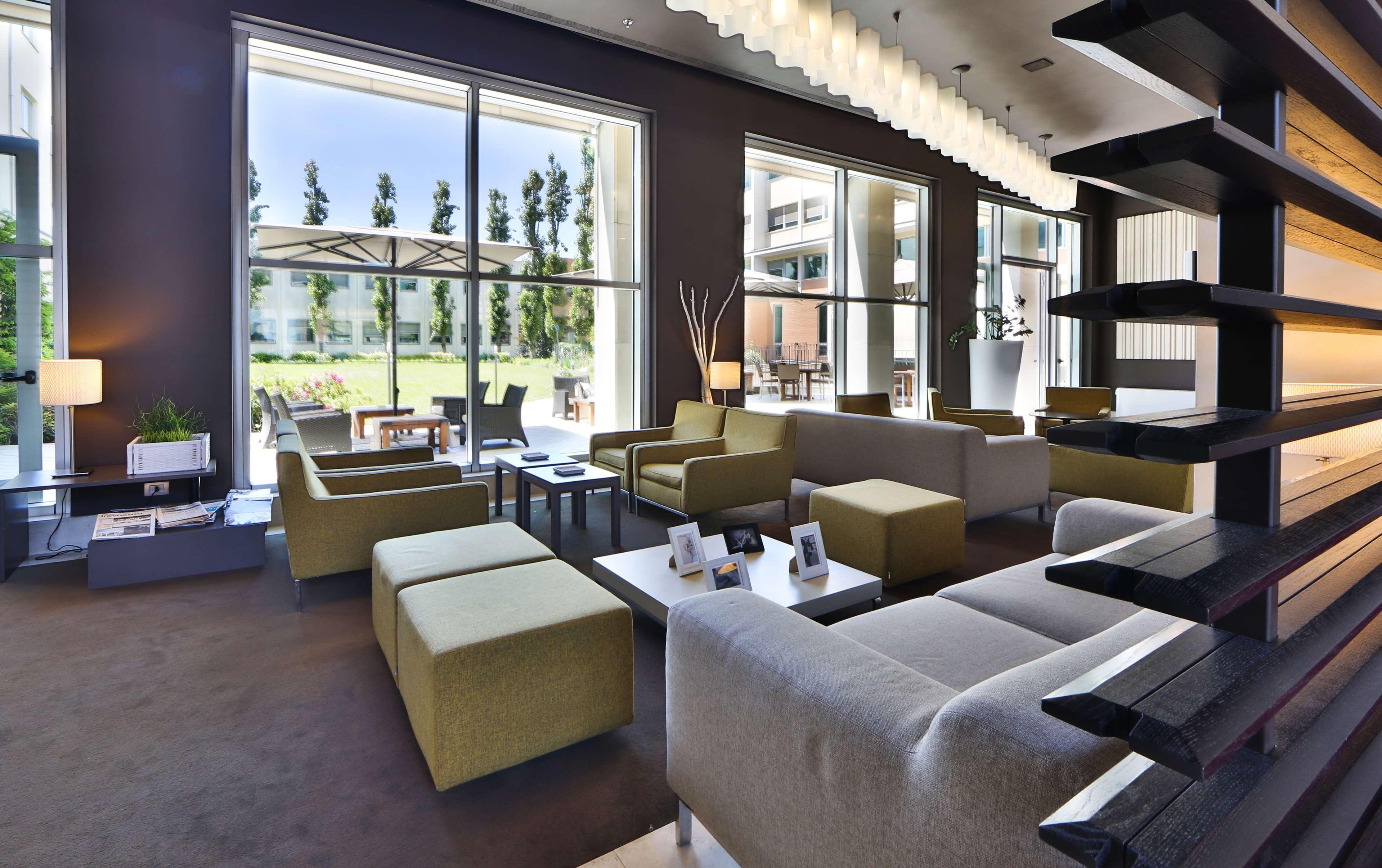 Best Western Plus Hotel Le Favaglie Cornaredo Exterior photo