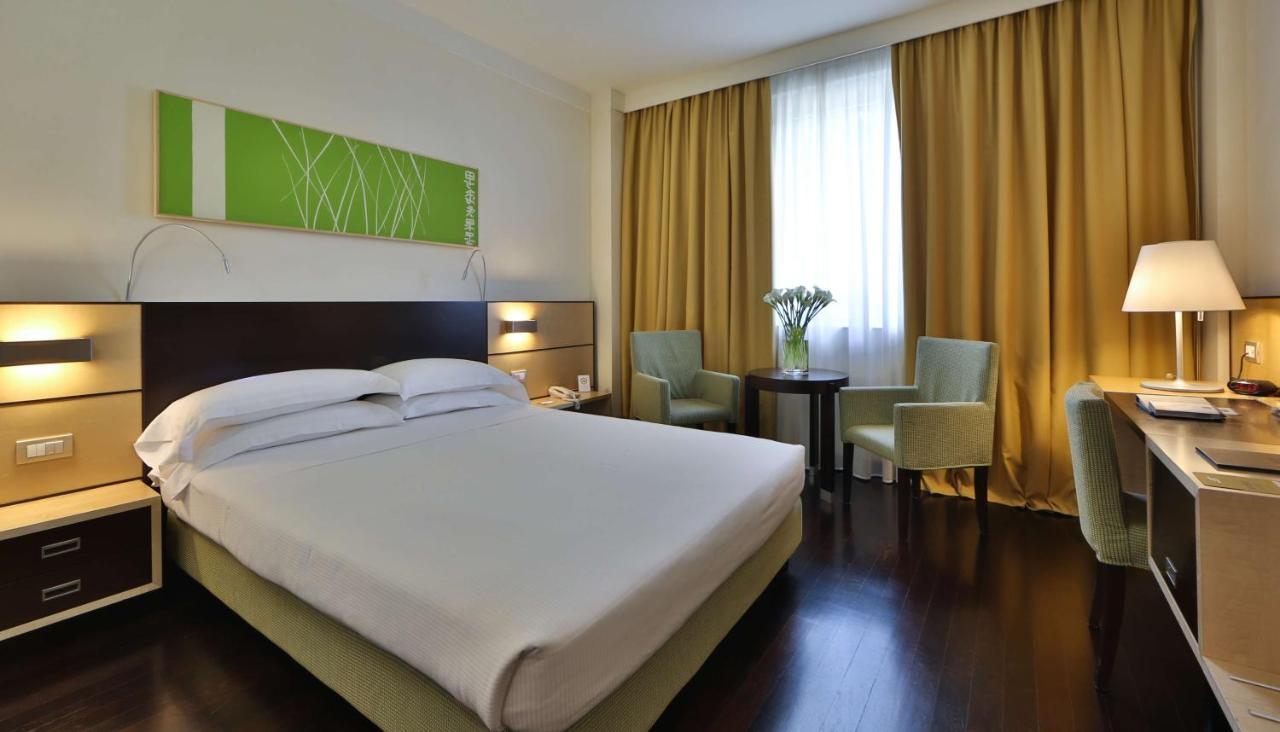 Best Western Plus Hotel Le Favaglie Cornaredo Exterior photo